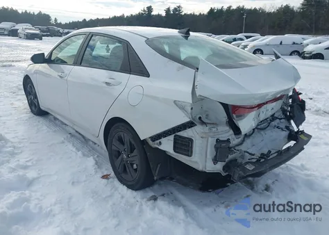 2021 Hyundai Elantra Sel z USA, uszkodzony, nr VIN 5NPLM4AG8MH012183